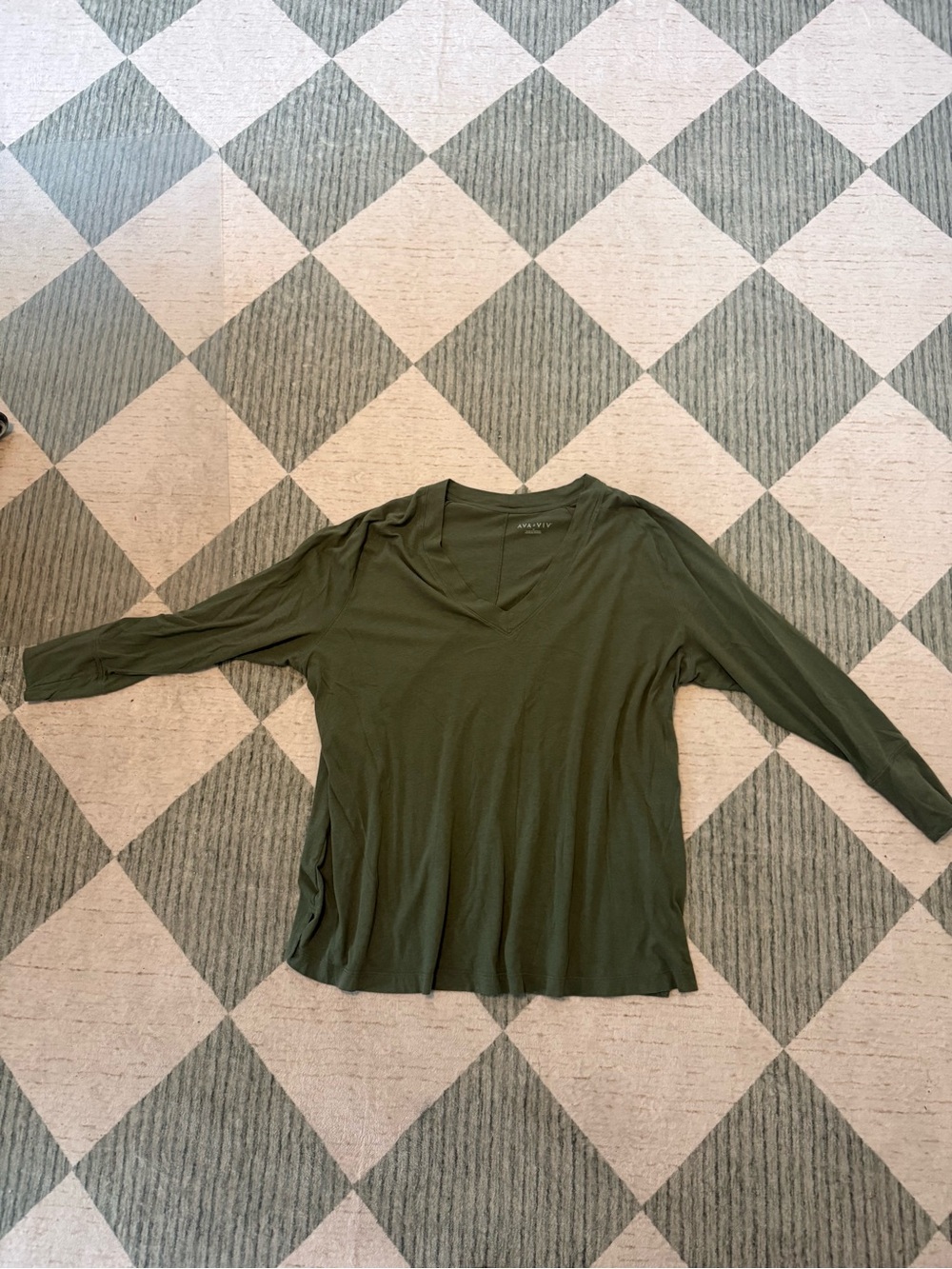 Ava & Viv Women’s 3X Olive Green V Neck Long Sleeve Plus Size Top